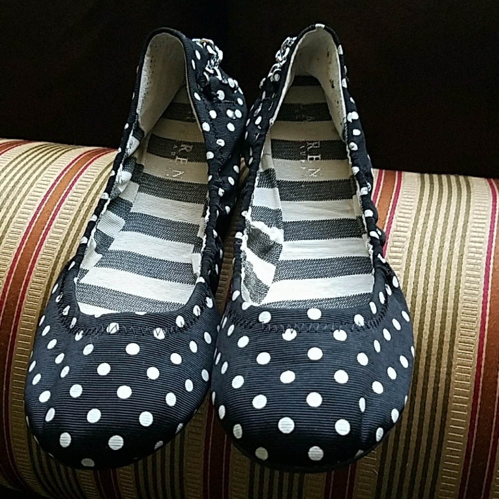 RALPH LAUREN Polka-dot Flats.